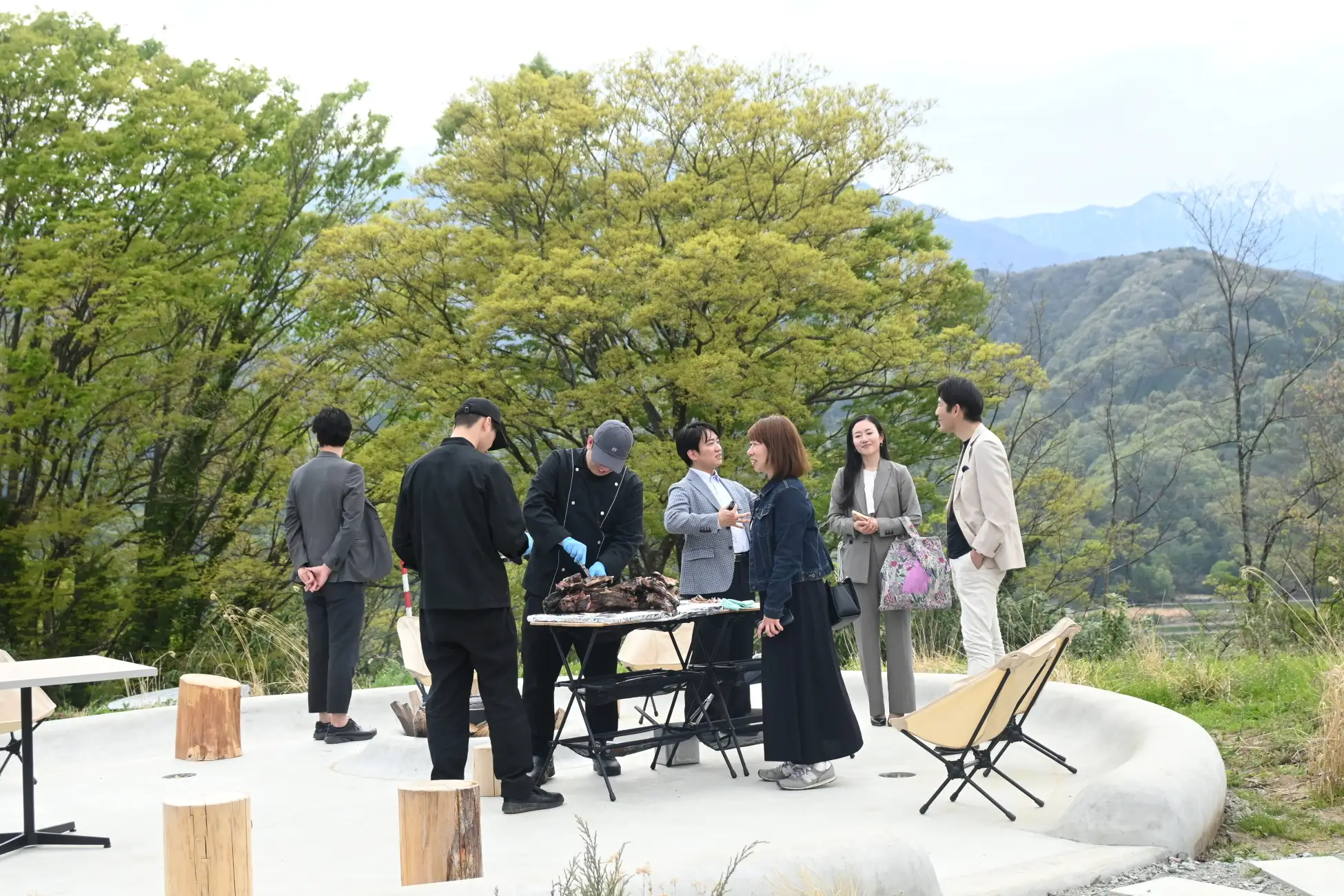 会場の注目を集めたイェーガー直送の猪焼き